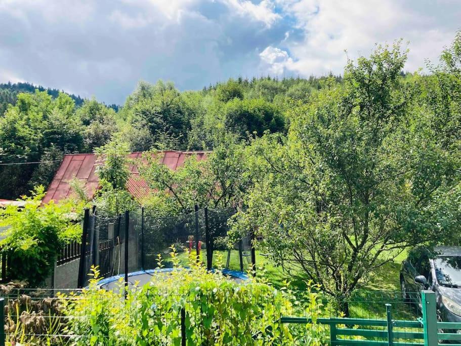 Utulna Chaloupka Na Valassku Valašská Bystřice Exteriér fotografie