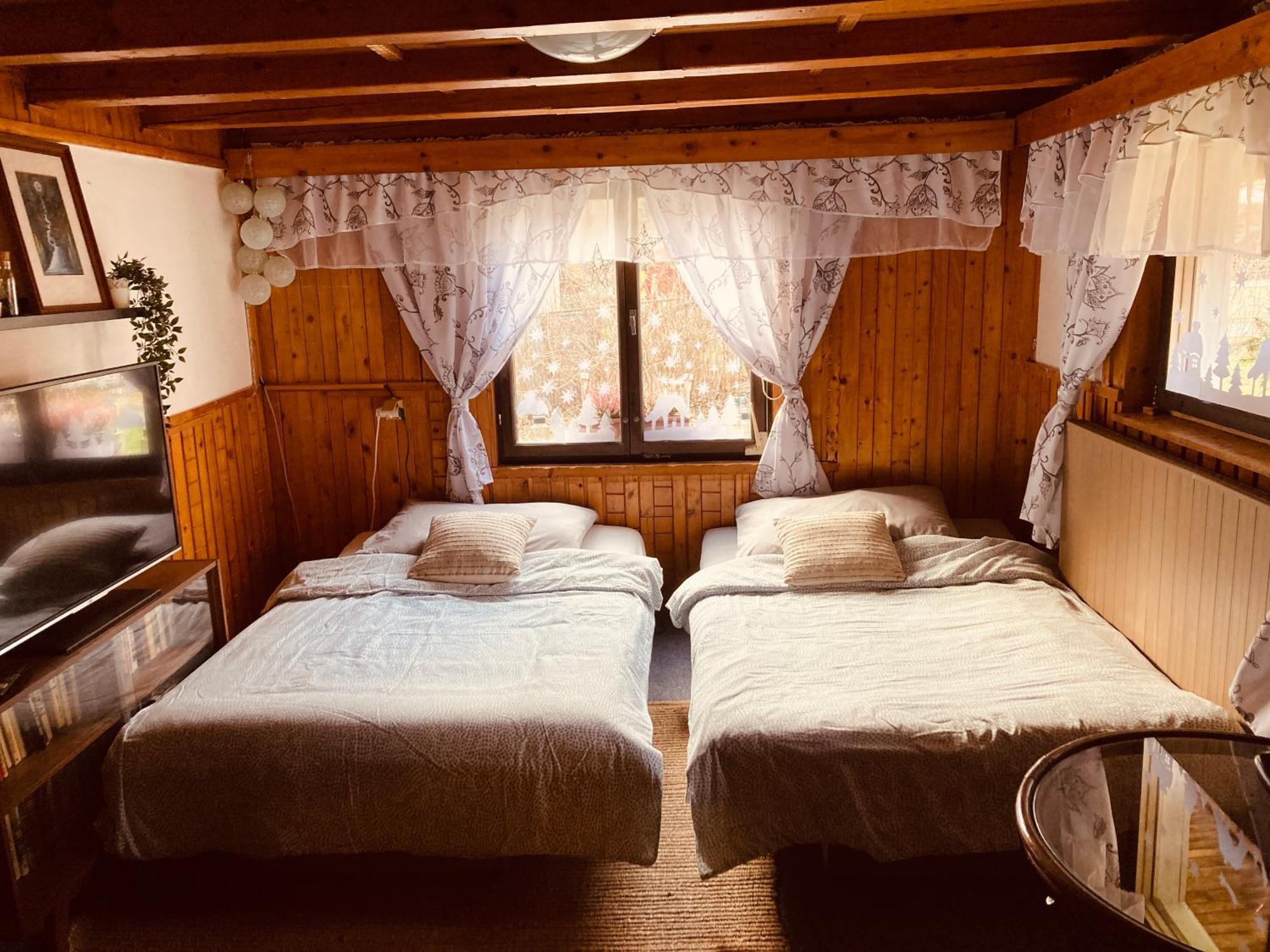Utulna Chaloupka Na Valassku Valašská Bystřice Exteriér fotografie